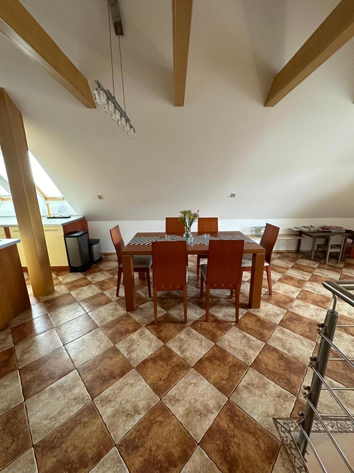 Apartmán Lípa Mikulov Esterno foto