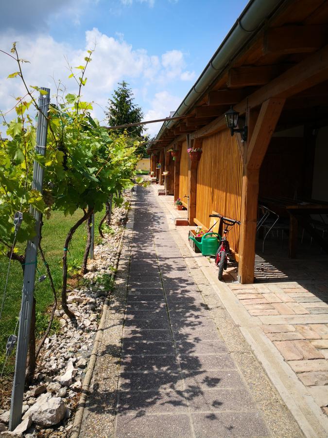 Apartmán Lípa Mikulov Esterno foto