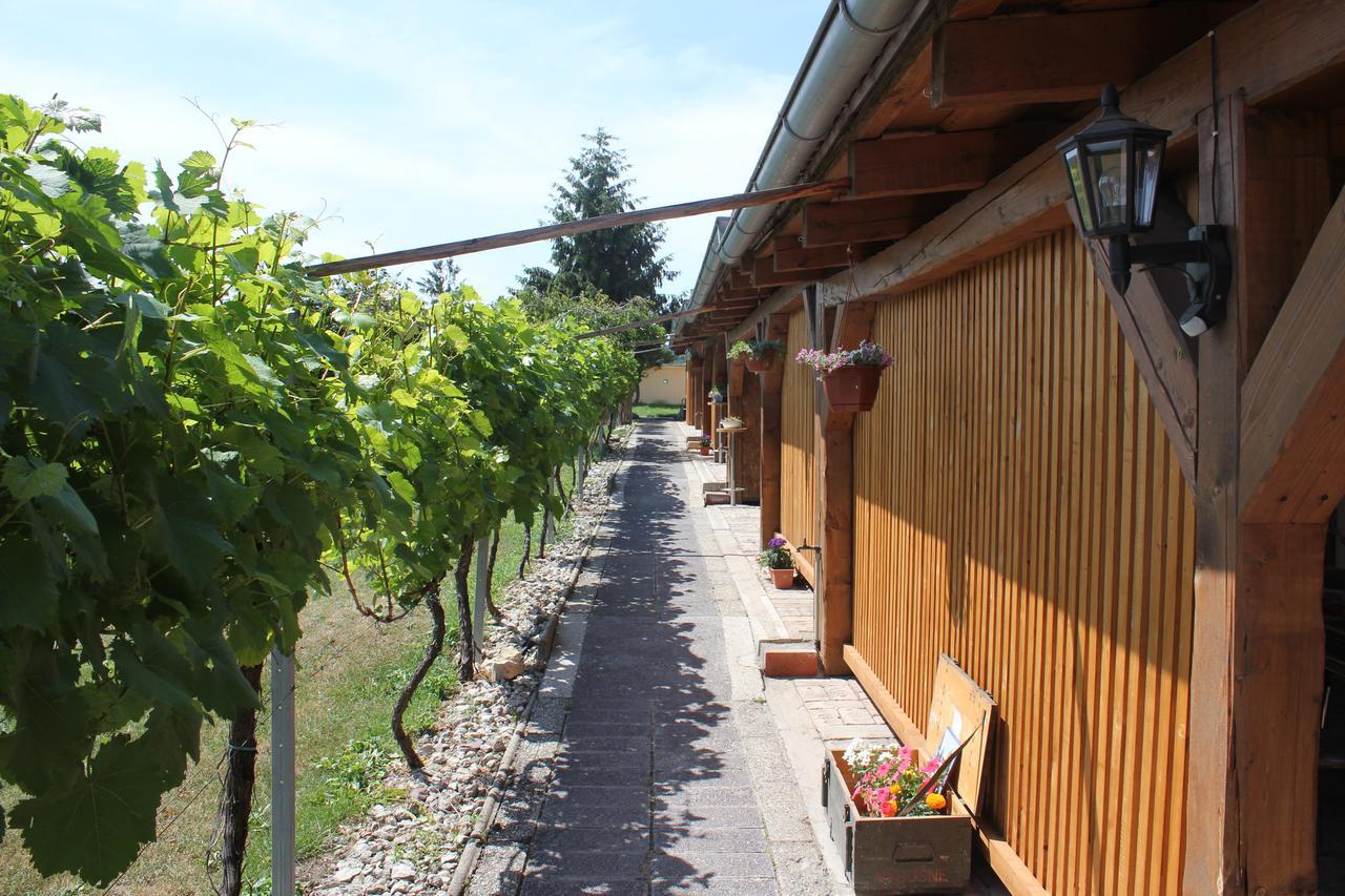 Apartmán Lípa Mikulov Esterno foto